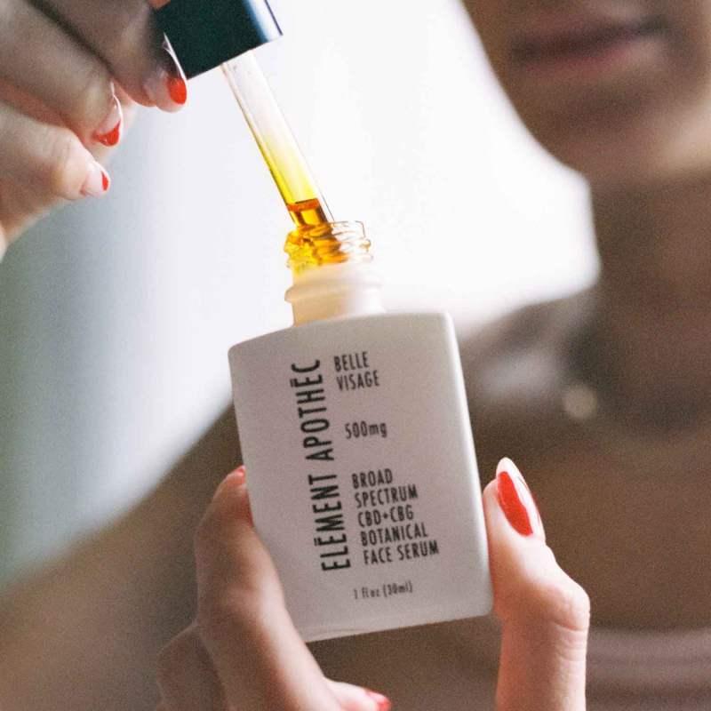 Sueros de Vitamina C: cómo aplicarlos para que realmente funcionen