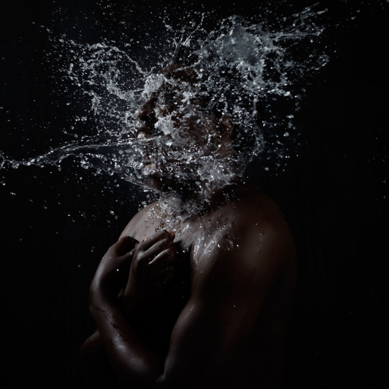 Exfoliantes corporales: mecánicos vs. químicos, cuándo y cómo